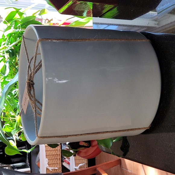 🪴Rae Dunn Large Planter - Picture 2 of 7